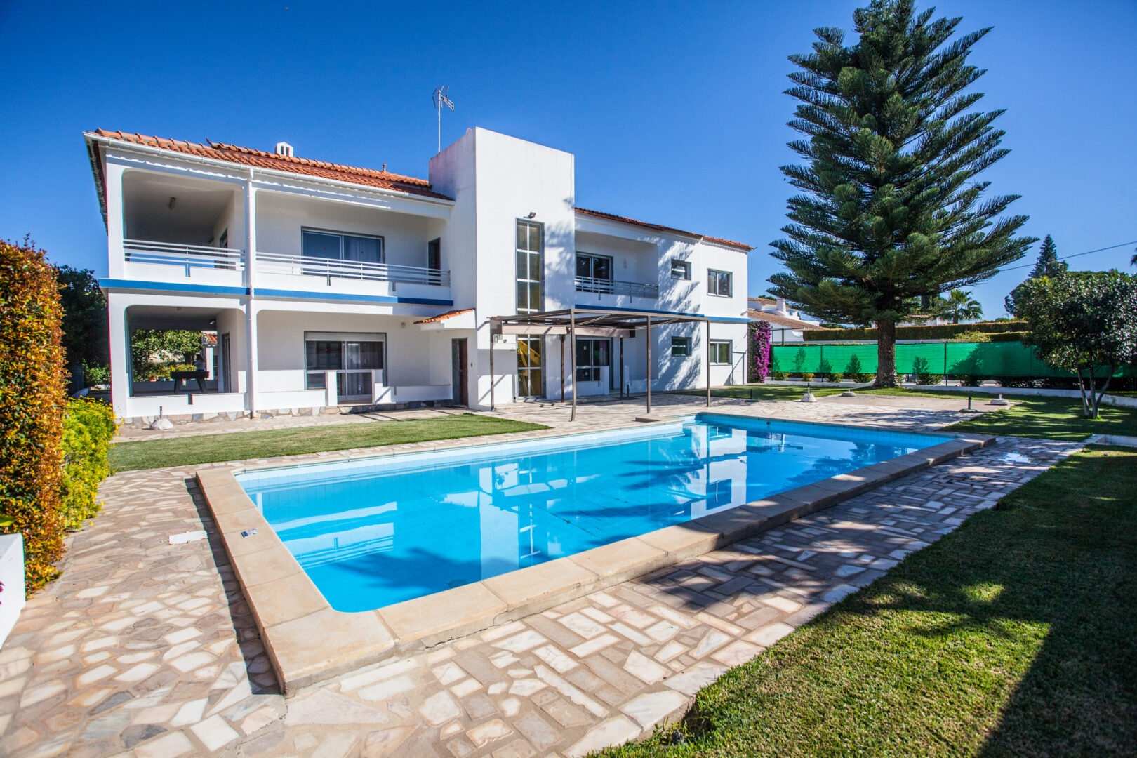 Spacious 6 bedroom villa in Almancil Property Styles