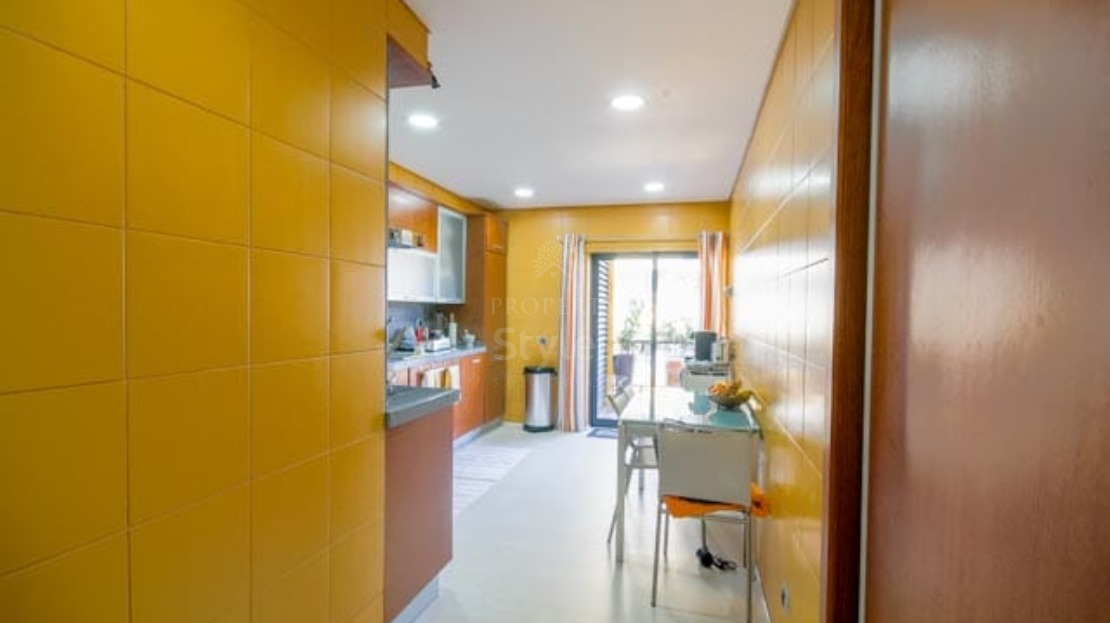 Wonderful two bedroom beach apartment