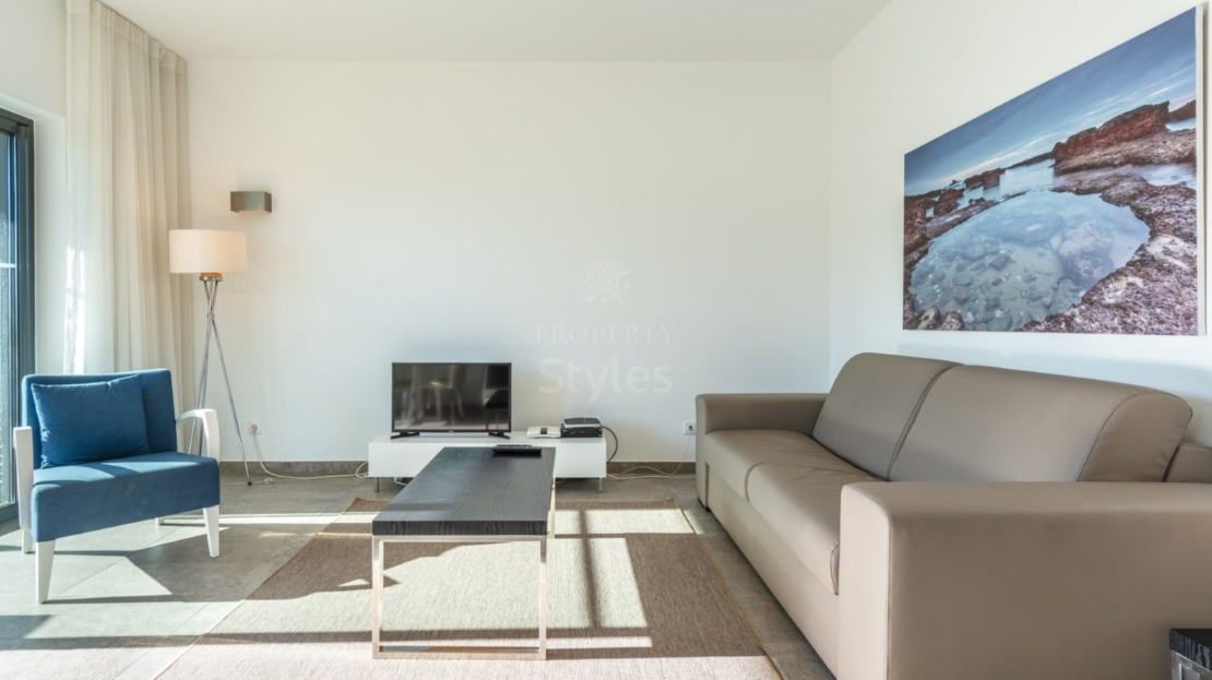 Modern-style 1 bedroom apartment for sale in Portimão