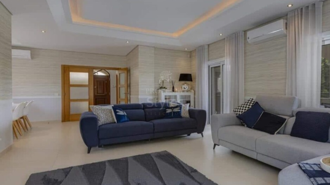 Well constructed villa situated in a luxury development only 5 minutes from Almancil