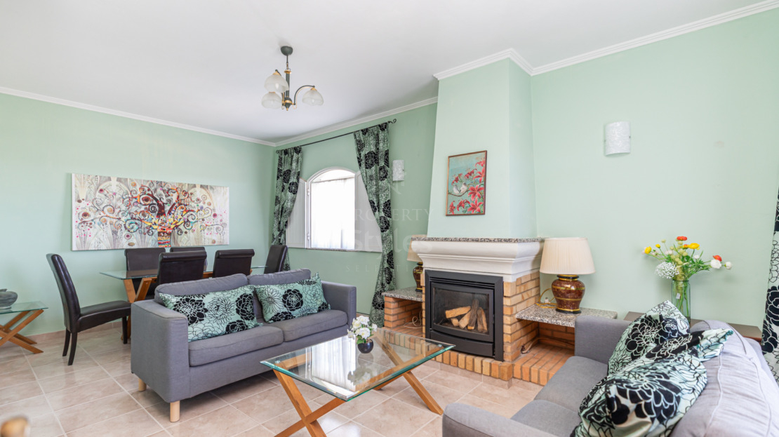 Beautiful Family Villa with Pool and Tranquil Surroundings